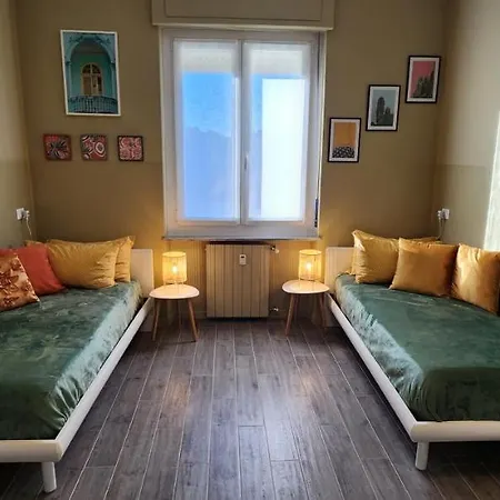 Апартаменты Sunshine House Алессандрия